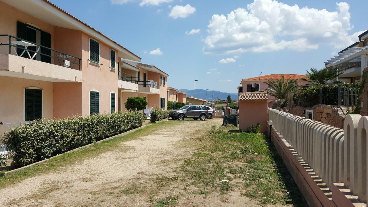 Residenze Agnese Lägenhet Valledoria  Exteriör bild